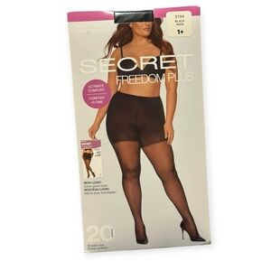 Secret Freedom Plus Pantyhose Black 1X Plus Size NWT Sexy Stretchy Comfort Gifts